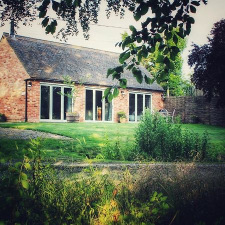 Cosy One Bed Barn Conversion Donington Park East Midlands Airport Derby Eksteriør billede